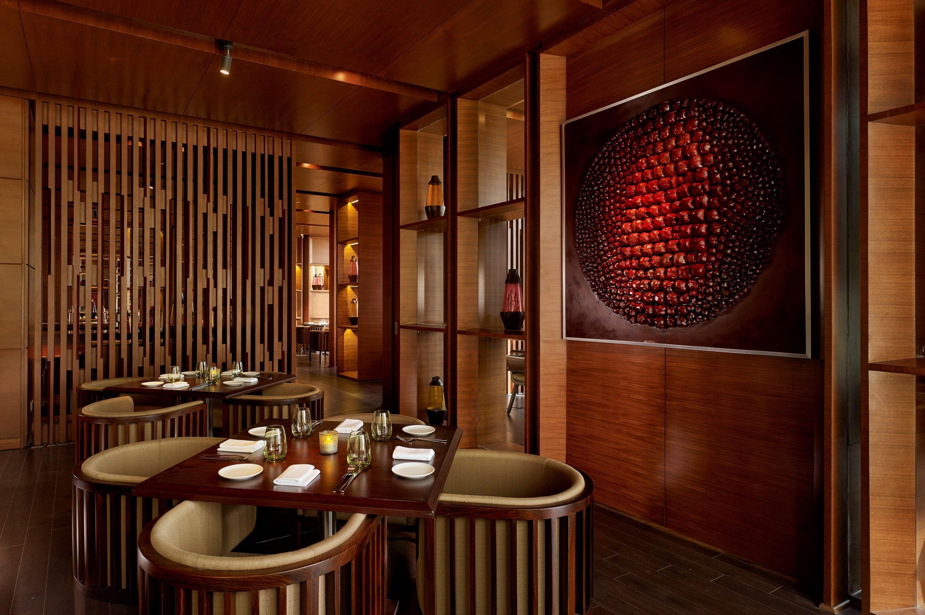ไฮแอท รีเจนซี จันทิครห์ Hotel จัณฑีครห์ ภายนอก รูปภาพ The interior of the restaurant