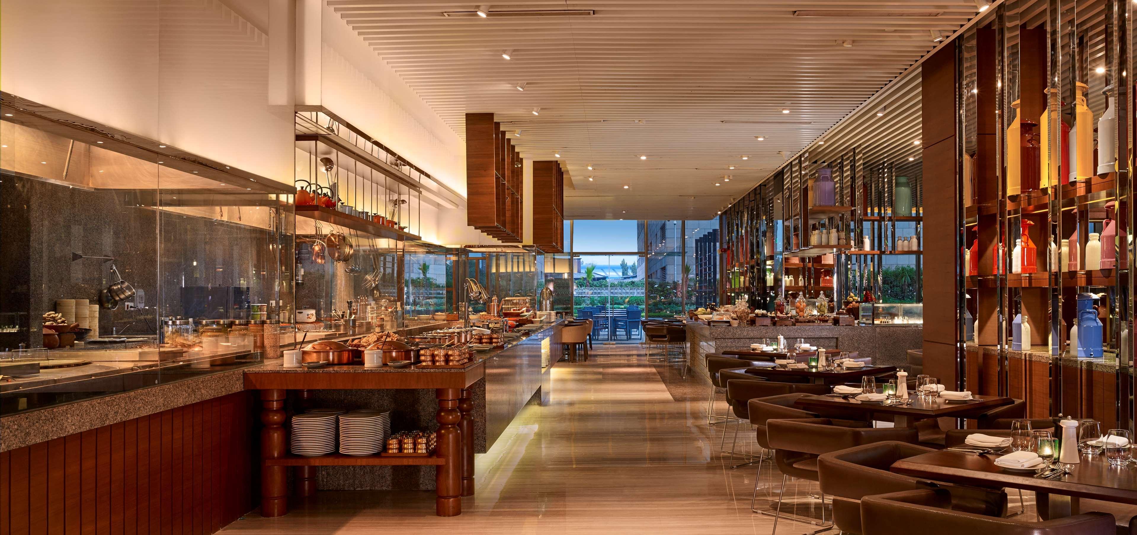 ไฮแอท รีเจนซี จันทิครห์ Hotel จัณฑีครห์ ภายนอก รูปภาพ The restaurant