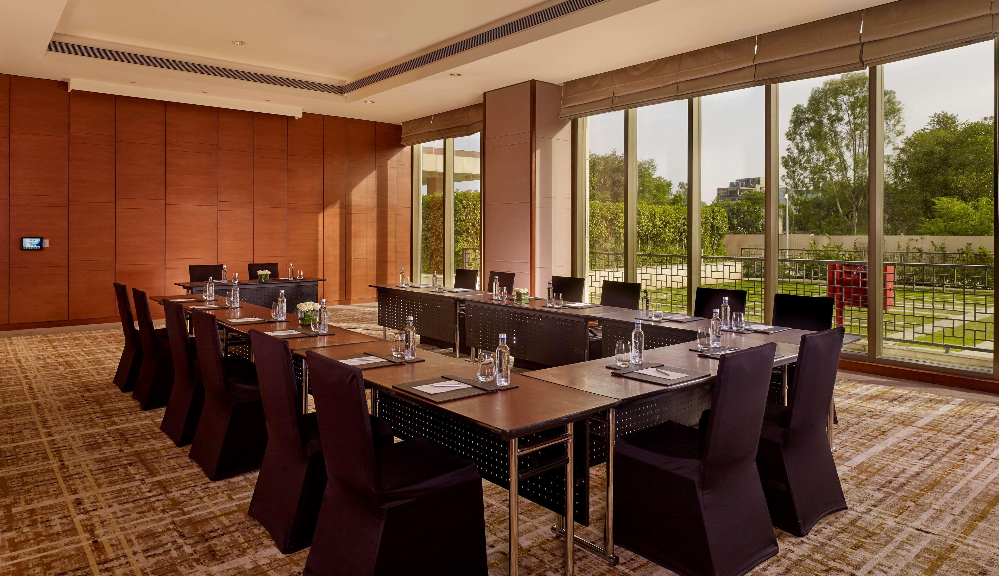 ไฮแอท รีเจนซี จันทิครห์ Hotel จัณฑีครห์ ภายนอก รูปภาพ Meeting room